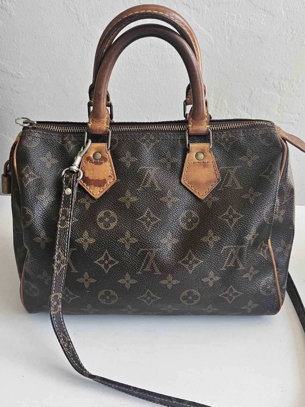 Louis Vuitton Monogram Speedy 25 Satchel in Brown - Picture 7 of 10